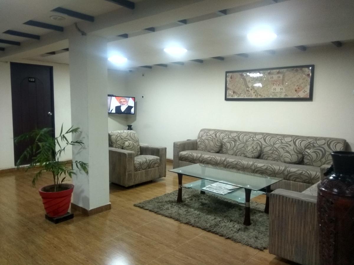 Hotel Royal Regency Bori  Εξωτερικό φωτογραφία