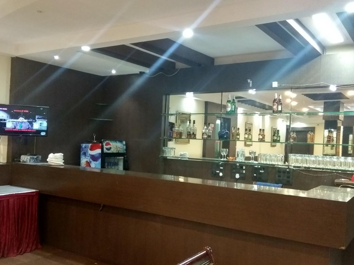 Hotel Royal Regency Bori  Εξωτερικό φωτογραφία